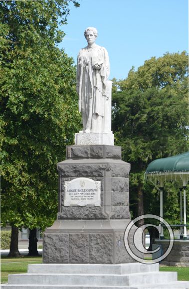 Statute of Margaret Cruickshank